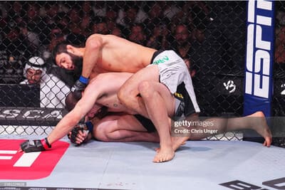 UFC 308. Hamzat Chimayev birinchi raunddayoq raqibini bo‘g‘ish usuli bilan taslim qildi 