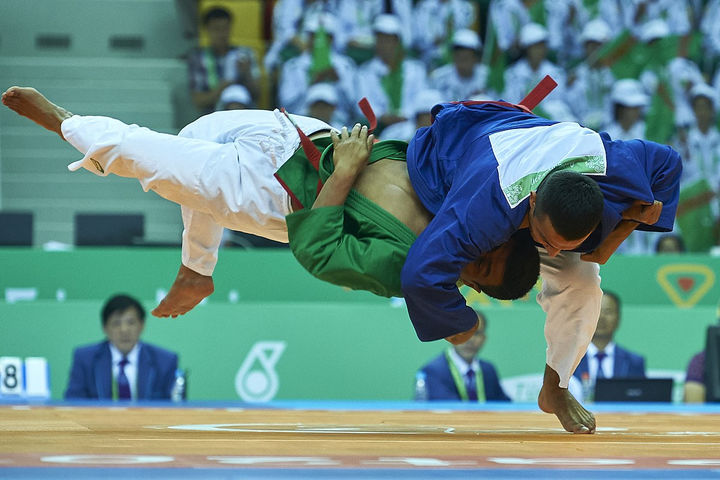 O‘zbekistonlik milliy kurash trenerlari va hakamlarini xorijiy davlatlarga “eksport” qilish yo‘lga qo‘yiladi