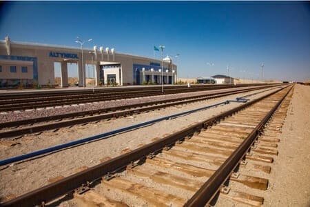 Kazakhstan halts new cargo transfers at key border crossings with China 