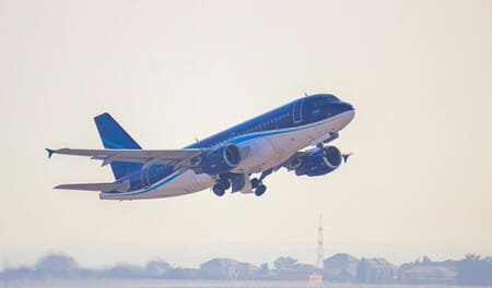 IATA urges transparent investigation into Azerbaijan airlines crash near Aktau