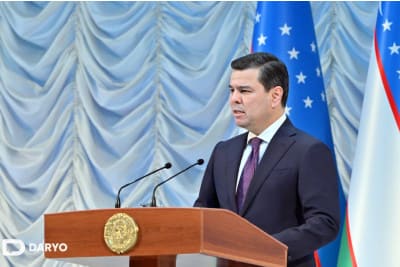 Sherzod Asadov prezidentning Konstitutsiya kuni munosabati bilan yo‘llagan tabrigini o‘qib eshittirdi