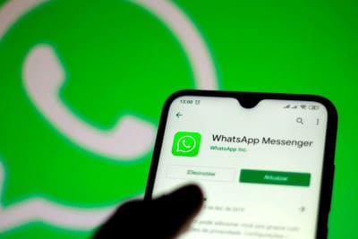 Eronda WhatsApp va Google Play blokdan chiqarildi