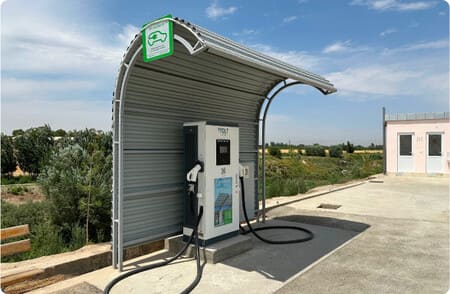 Uzbekistan’s Ministry of Energy denies orders to disconnect EV charging stations