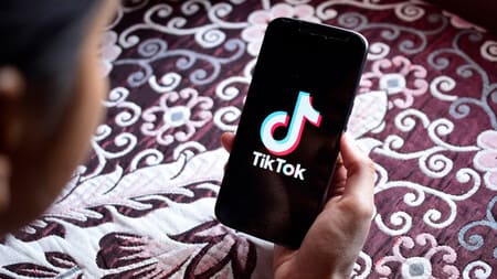 Заблокированный TikTok заработал в Узбекистане $578 тысяч 