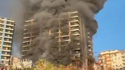 Turkiyadagi yana bir mehmonxonada yong‘in chiqdi (video)