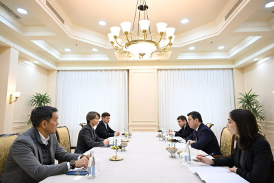Sherzod Asadov Qozog‘istonning ko‘plab yetakchi OAVlarini birlashtirgan holding asoschisi bilan uchrashdi