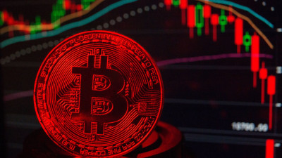Bitkoin narxi keskin tushdi. Kripto bozorida nimalar bo‘lyapti?