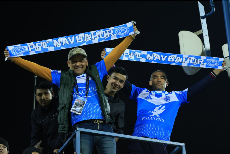 Namangandagi ilk o‘yin, amalga oshmagan penalti va ochilmagan hisob: “Navbahor” va “Dinamo” o‘yinidan fotogalereya 
