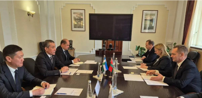 Uzbekistan, Belarus consider scrapping freight permits to boost trade 