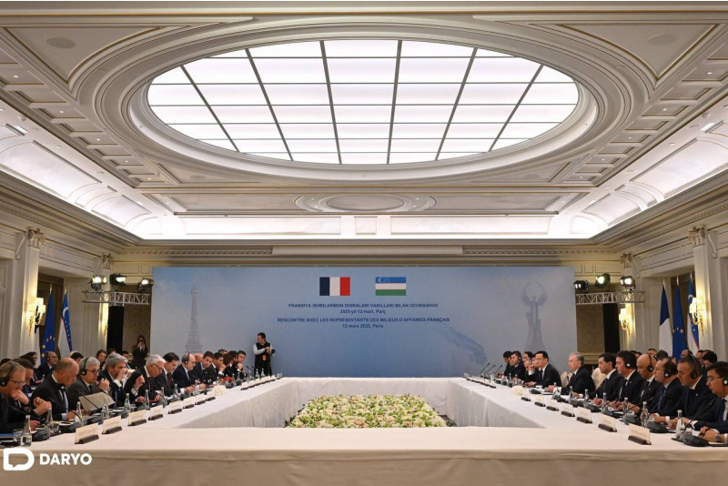 Shavkat Mirziyoyev O‘zbekiston—Fransiya investitsiya kengashini ta’sis etishni taklif qildi 