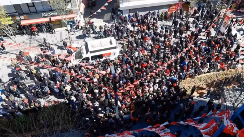 Туркияда Имомўғлининг қамоққа олинишига қарши акцияларга тақиқлар жорий этилди