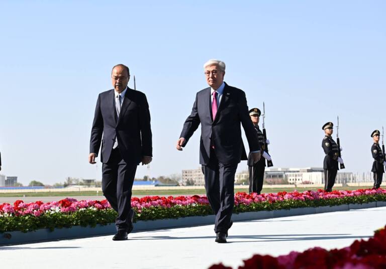 Qozog‘iston prezidenti sammitda qatnashish uchun Samarqandga keldi