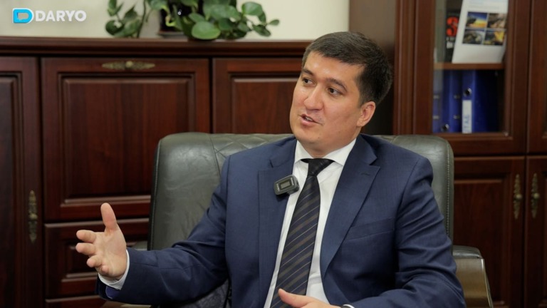 “Har bir muammo yangi imkoniyat yaratadi” — Azizbek Urunov AQSH yangi bojlarining O‘zbekistonga ta’siri haqida 