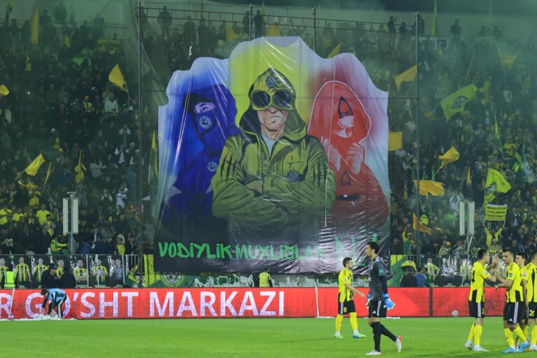 “Vodiy derbisi”, yubiley goli va mezbonlarning irodali g‘alabasi: “Neftchi” va “Navbahor” o‘yinidan fotogalereya  
