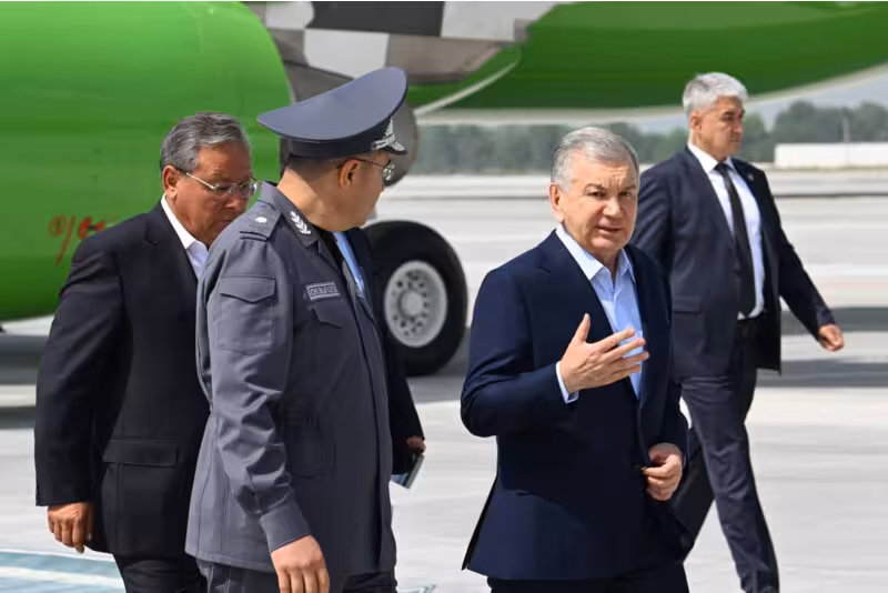 Шавкат Мирзиёев прибыл в Андижан