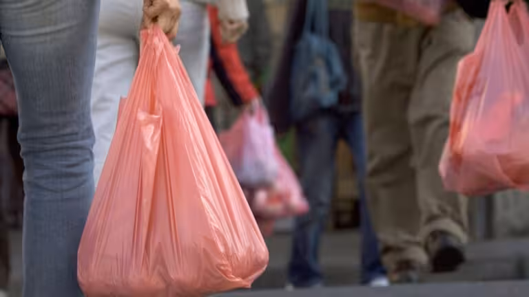 Qirg‘izistonga polietilen paketlarni olib kirish taqiqlanishi mumkin