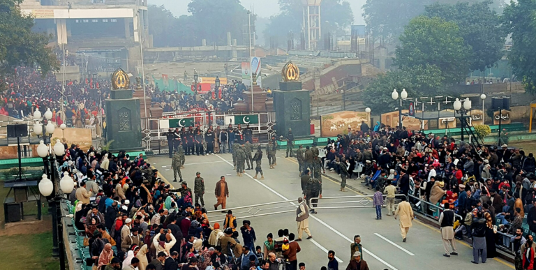 Kashmir tensions halt trade between Afghanistan and India