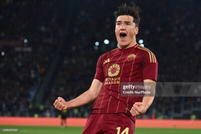 Shomurodov “Roma” — “Yuventus” bahsining eng yaxshi futbolchisi deb topildi (video)