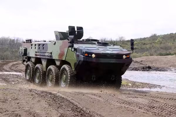 Arma 8x8 platformasi