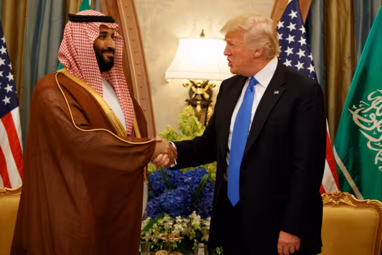 Pul, qurol va siyosat: Trampning Saudiya Arabistoniga tashrifida nimalarga erishildi?