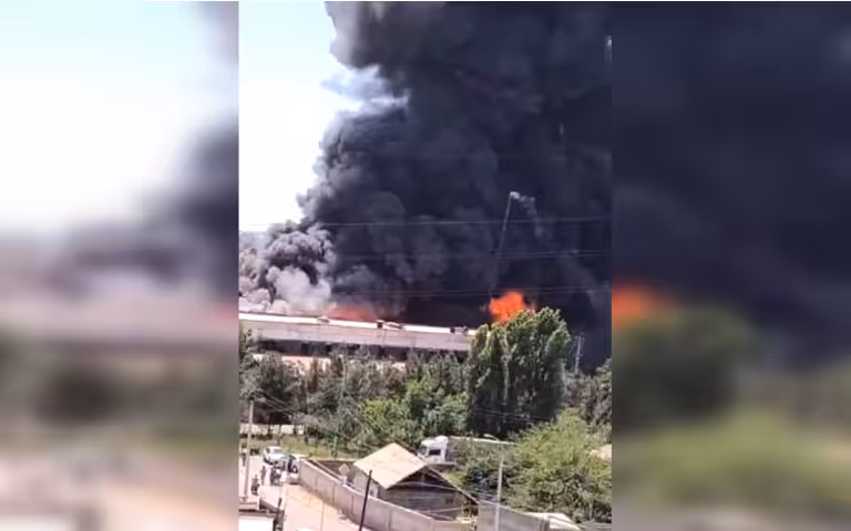 Тошкентдаги омборда йирик ёнғин юз берди (видео)
