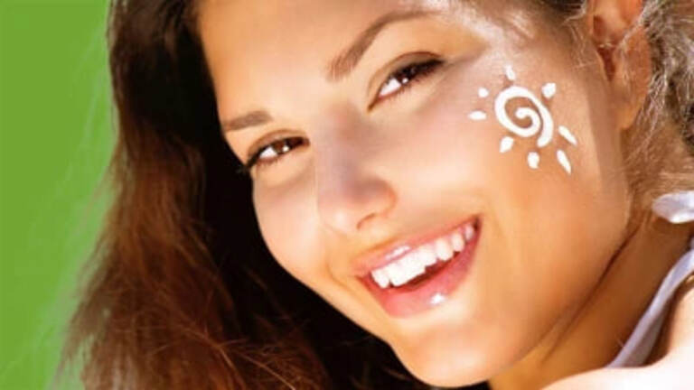 Yozda terini quyoshdan himoya qilish uchun 8 ta eng yaxshi SPF krem