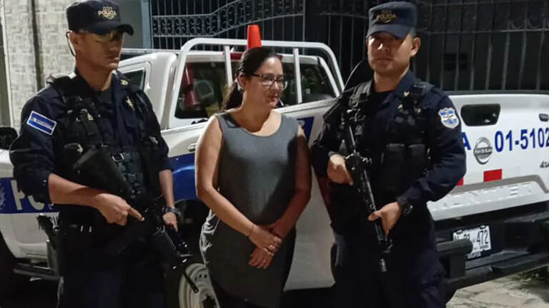Salvadorda prezidentni tanqid qilgan advokat hibsga olindi