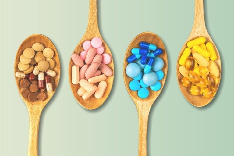 Hammasi ham foydali emas: qaysi vitaminlarni birgalikda ichish mumkin emas?