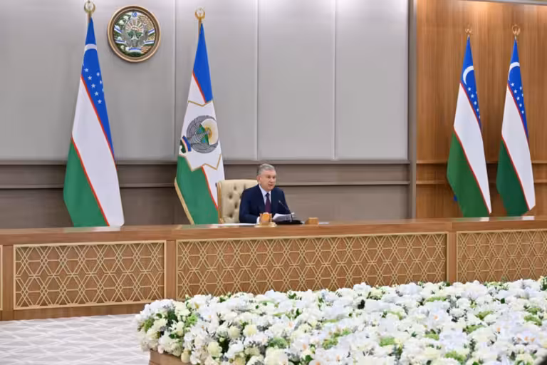 Uzbekistan opens gold jewelry trade to individual entrepreneurs to curb shadow market