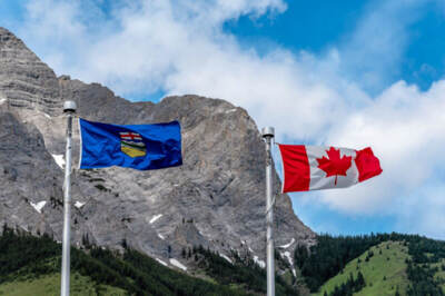 Alberta Kanadadan ajralib chiqish imkoniyatini jiddiy ko‘rib chiqmoqda 