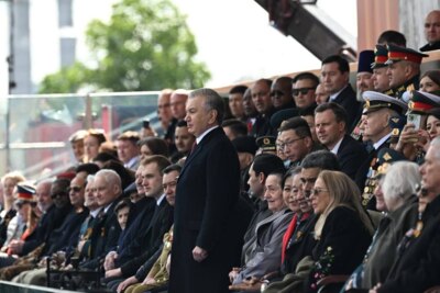 Shavkat Mirziyoyev G‘alabaning 80 yilligiga bag‘ishlangan tantanali tadbirlarda ishtirok etdi (foto)