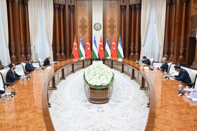 Shavkat Mirziyoyev Turkiya vitse-prezidentini qabul qildi. Nimalar muhokama qilindi?