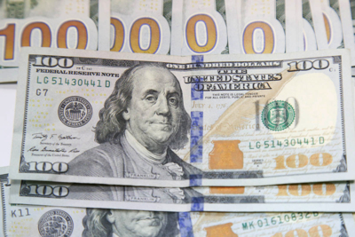 O‘zbekistonda dollar kursi yana tushdi