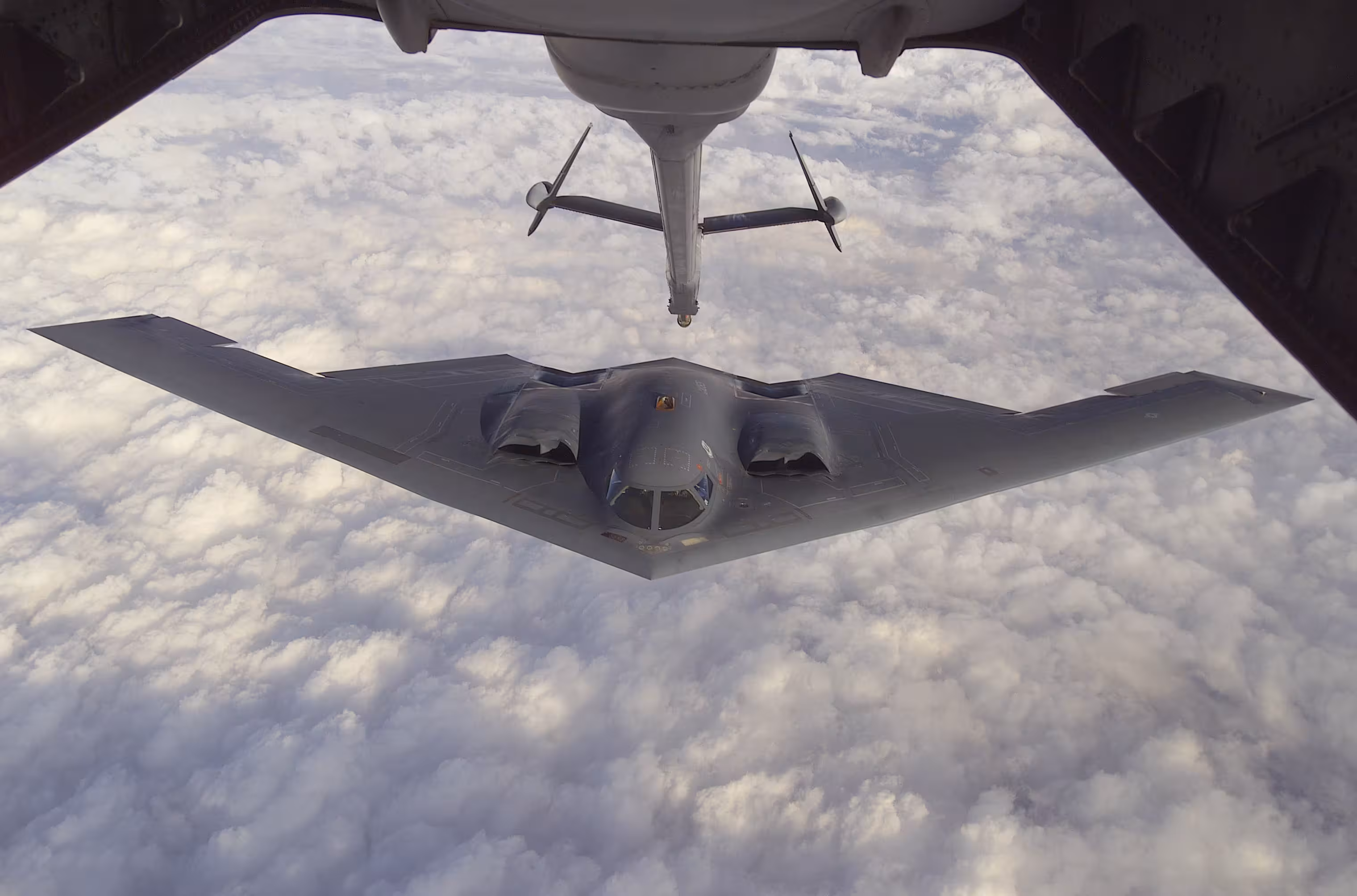 B-2 Spirit strategik bombardimonchisi