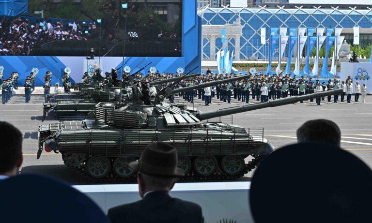 Қозоғистон армиянинг тайёргарлигини текшириш учун машқлар ўтказади