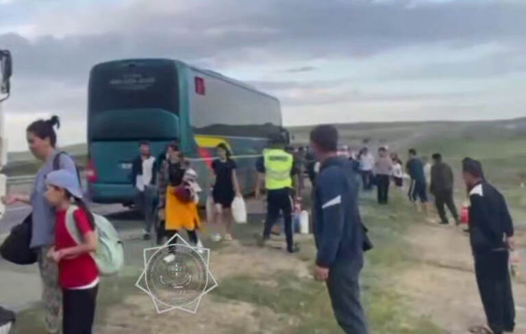 Qozog‘istonda O‘zbekiston fuqarolari bo‘lgan avtobusda yong‘in chiqdi