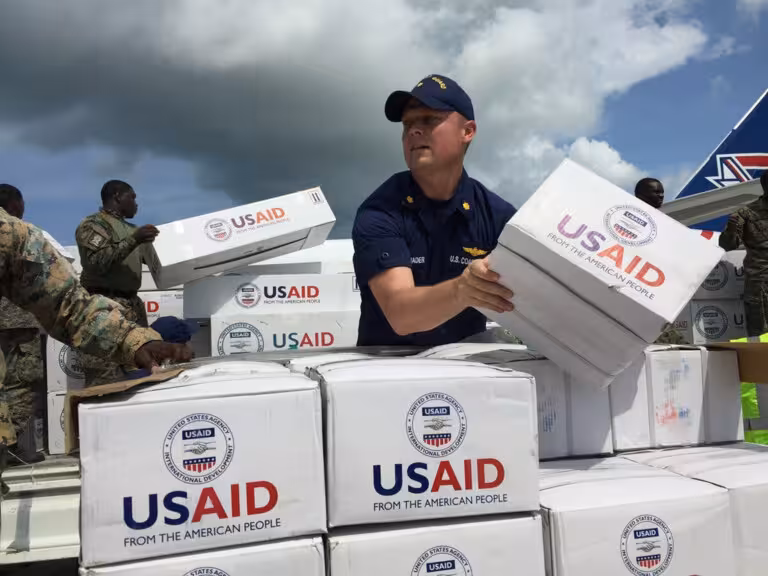 The Guardian: AQSH 30-sentyabrgacha USAID’ning xorijdagi vakolatxonalarini yopmoqchi