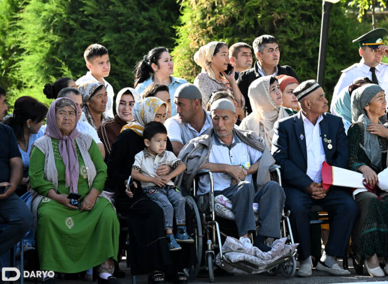 Кўпайдими ёки камайди? Ўзбекистонда кўп болали оилалар улуши очиқланди
