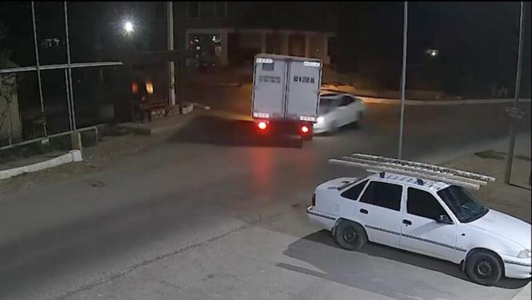 Buxoroda 17 yoshli bola boshqaruvidagi Lacetti yuk mashinasi bilan to‘qnashdi