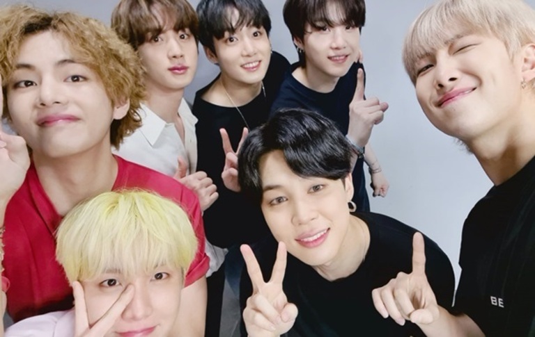 BTS гуруҳи хонандаларининг ҳарбий хизматдан қайтиши Жанубий Корея иқтисодиётига сезиларли фойда келтириши мумкин
