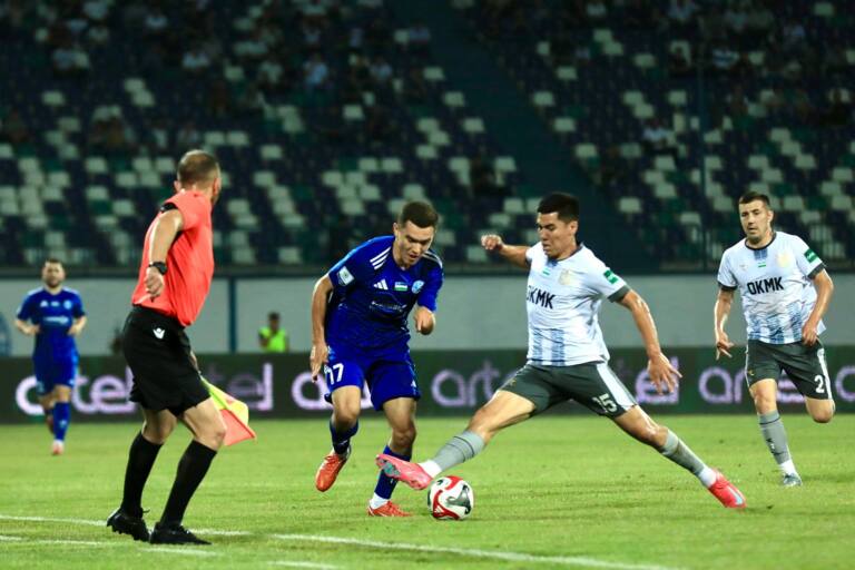 Superliga. “Navbahor” o‘z maydonida “OKMK”ni yirik hisobda mag‘lubiyatga uchratdi