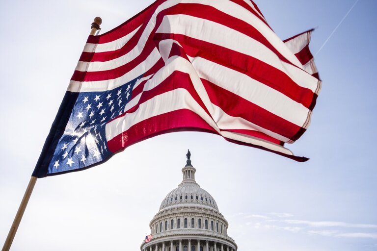 В США призвали к голосованию за лишение Трампа полномочий вовлекать страну в конфликт
