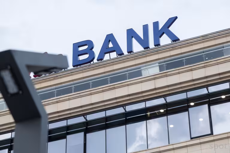 O‘zbekistonda banklarni sanatsiya qilish va tugatish tartibi belgilandi