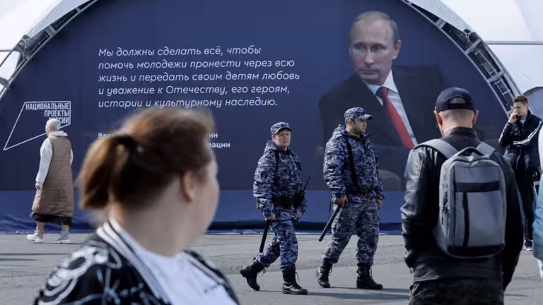 Putin reklamalarda xorijiy so‘zlardan foydalanishni taqiqladi