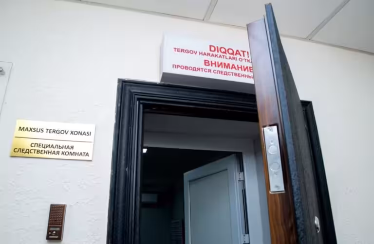 В Узбекистане подписан закон о предотвращении пыток задержанных