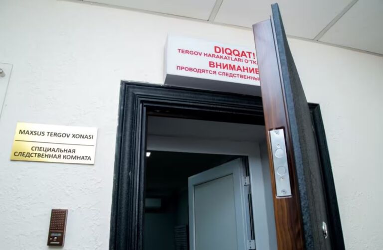 В Узбекистане подписан закон о предотвращении пыток задержанных