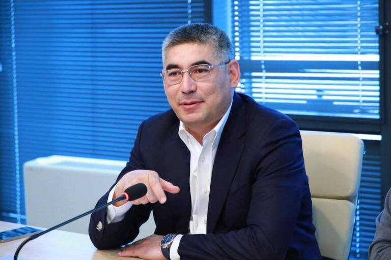 “Kelasi oy uchun 20 mln so‘m berib tur deydi”. Sherzod Kudbiyev o‘z xodimlari oldindan soliq undirayotganini qoraladi
