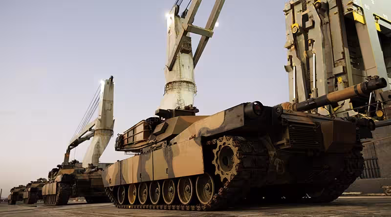 Abrams tanklari Ukrainaga yetkazish jarayonida