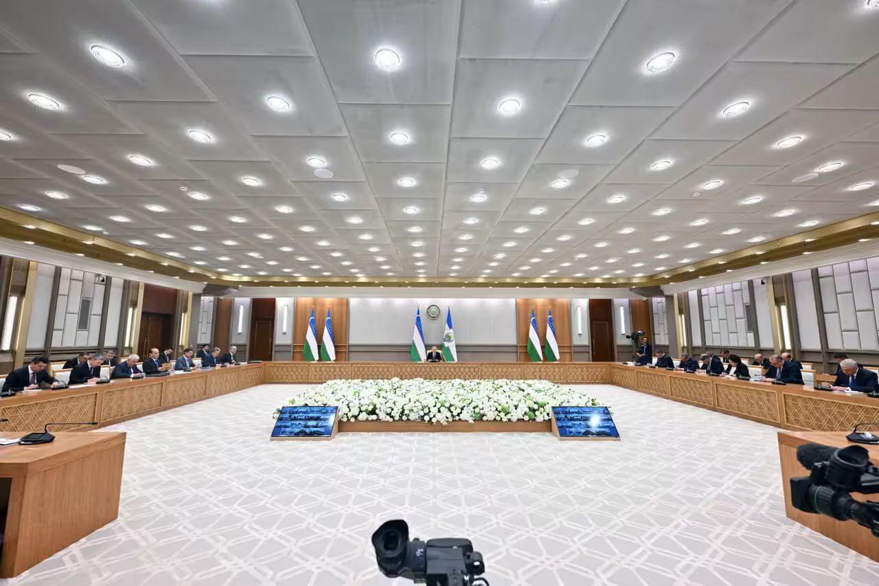 President Mirziyoyev Voices Serious Concern Over Average of 6 Daily Road Accident Fatalities