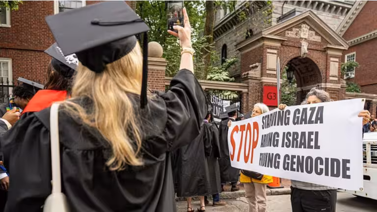Garvard universiteti yahudiy talabalarning fuqarolik huquqlarini buzgan — Oq uy